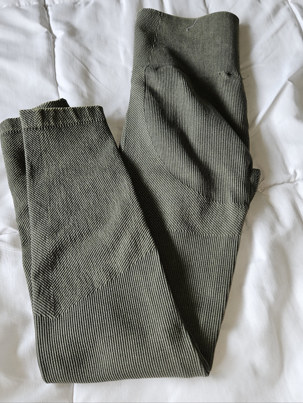 JoyLab High-Rise Ribbed Seamless 7/8 Leggings - Olive Green - XS